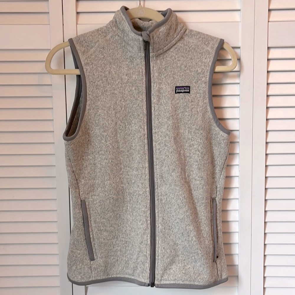 Patagonia women’s size M Better Sweater Vest Slim Fit